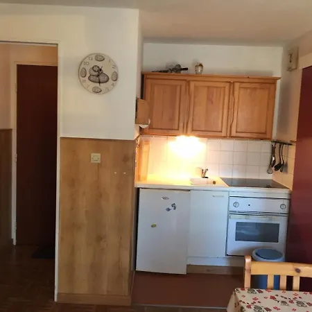 3 Pieces Avec Mezzanine Pres De La Plage, Parking Compris - Fr-1-712-19 * Villers-sur-Mer